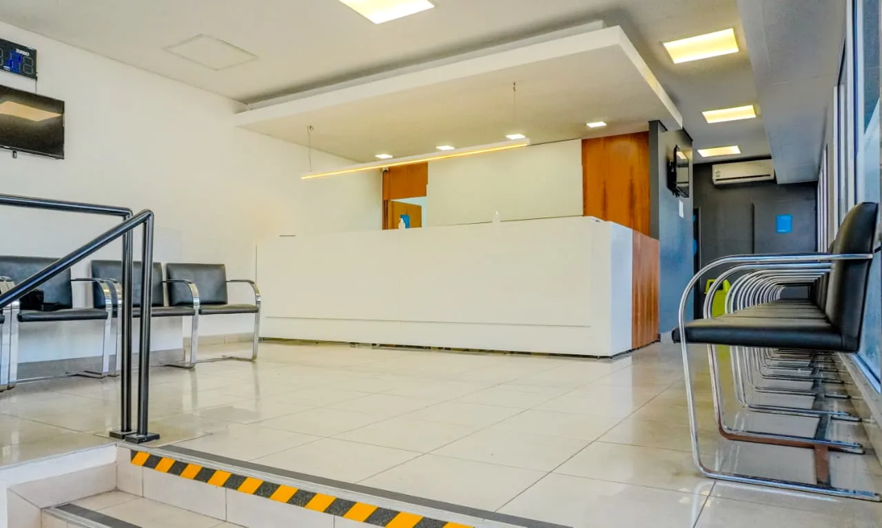 Recepcion — Local comercial · 195m² · planta baja + sótano